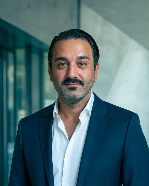 Ceyhan Özpolat – Gründer und Geschäftsführer der PLARIBA GmbH